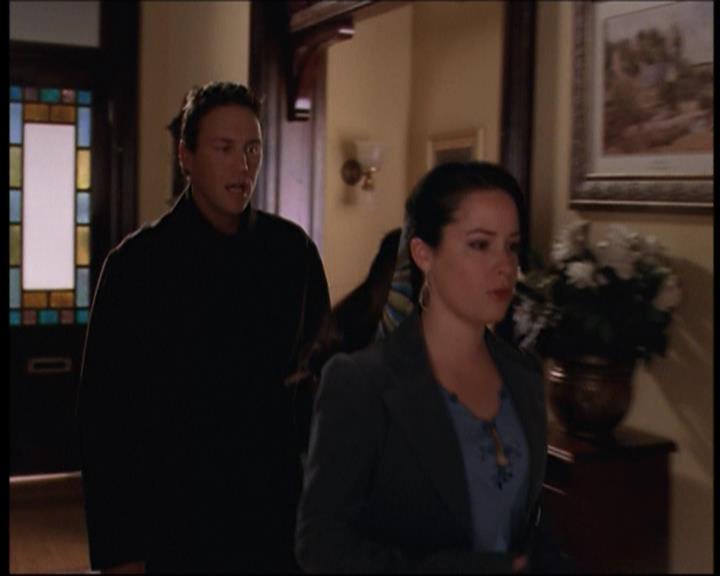 Charmed-Online-dot-712ExtremeHomeMakeoverWorldEdition2223.jpg