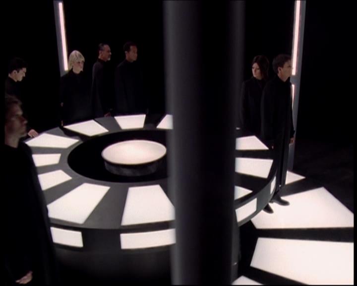 Charmed-Online-dot-713Charmageddon1856.jpg