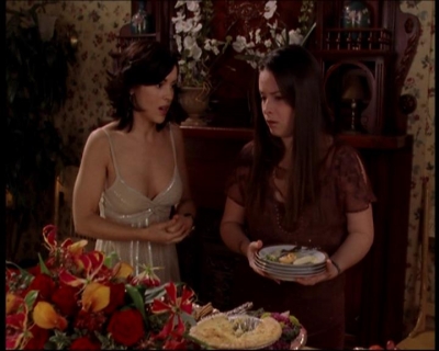 Charmed-Online-dot-713Charmageddon1323.jpg