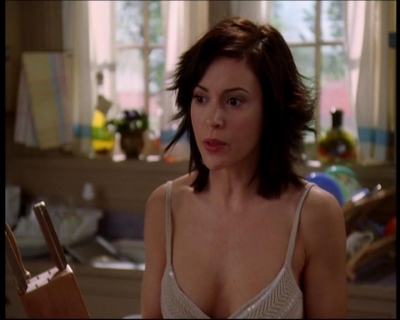 Charmed-Online-dot-713Charmageddon1458.jpg