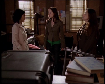 Charmed-Online-dot-713Charmageddon1524.jpg