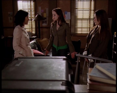 Charmed-Online-dot-713Charmageddon1526.jpg