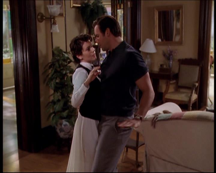 Charmed-Online-dot-714CarpeDemon0774.jpg