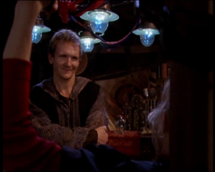 Charmed-Online-dot-714CarpeDemon1302.jpg Charmed-Online-dot-714CarpeDemon1302.jpg