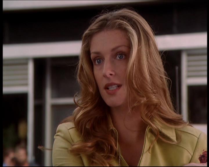 Charmed-Online-dot-714CarpeDemon1637.jpg Charmed-Online-dot-714CarpeDemon1637.jpg