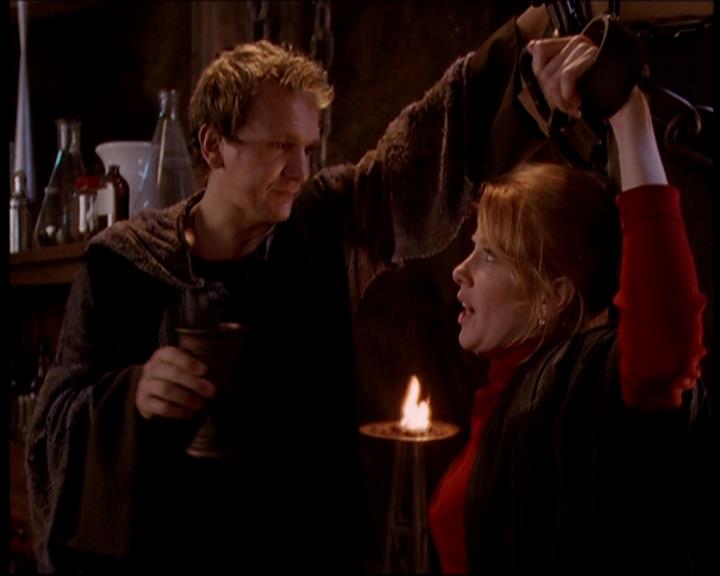 Charmed-Online-dot-714CarpeDemon1759.jpg