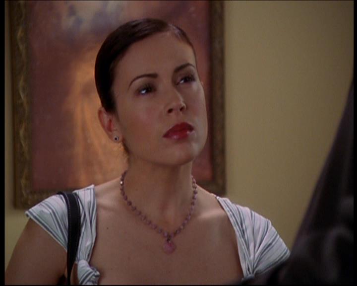Charmed-Online-dot-715ShowGhouls0415.jpg