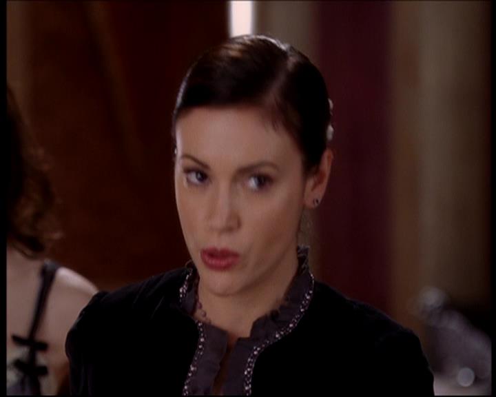 Charmed-Online-dot-715ShowGhouls0602.jpg