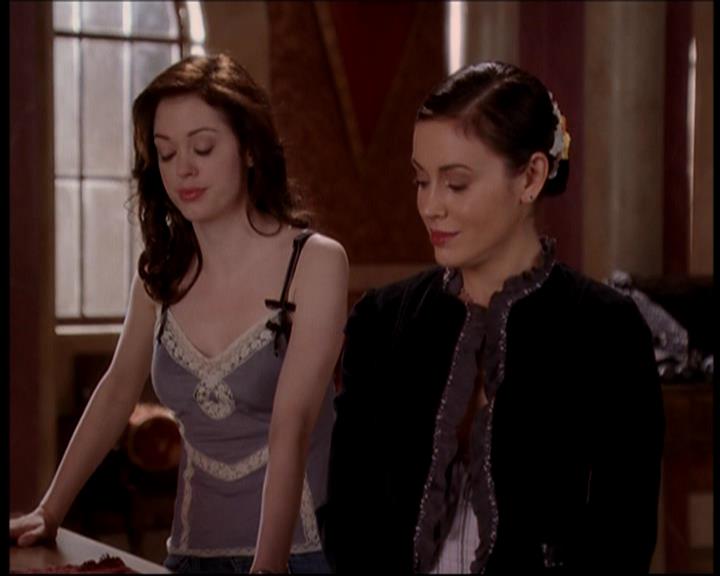 Charmed-Online-dot-715ShowGhouls0636.jpg