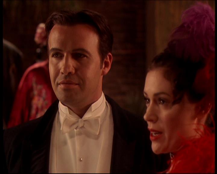 Charmed-Online-dot-715ShowGhouls0860.jpg