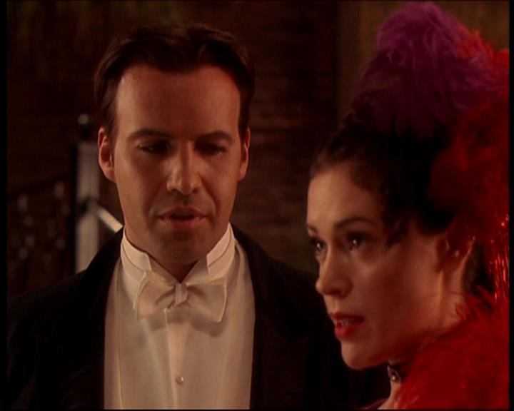 Charmed-Online-dot-715ShowGhouls0863.jpg