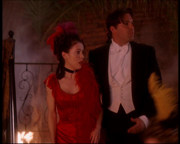 Charmed-Online-dot-715ShowGhouls1232.jpg