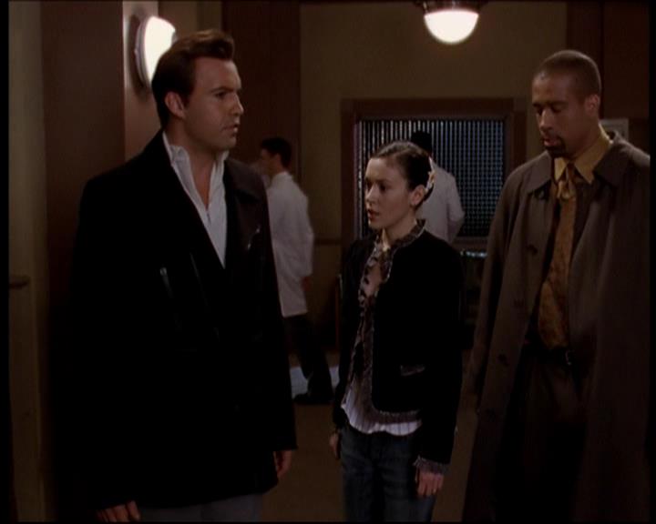 Charmed-Online-dot-715ShowGhouls1409.jpg