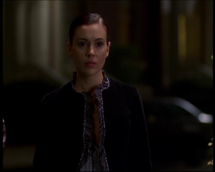 Charmed-Online-dot-715ShowGhouls2077.jpg