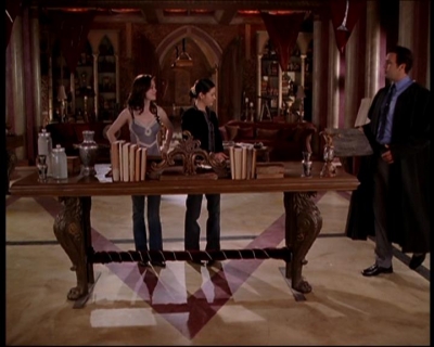 Charmed-Online-dot-715ShowGhouls0546.jpg