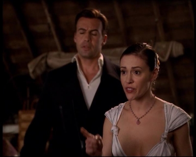 Charmed-Online-dot-715ShowGhouls1706.jpg