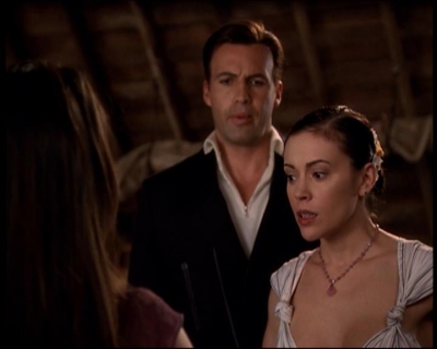 Charmed-Online-dot-715ShowGhouls1718.jpg