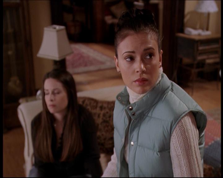 Charmed-Online-dot-716TheSevenYearWitch0646.jpg