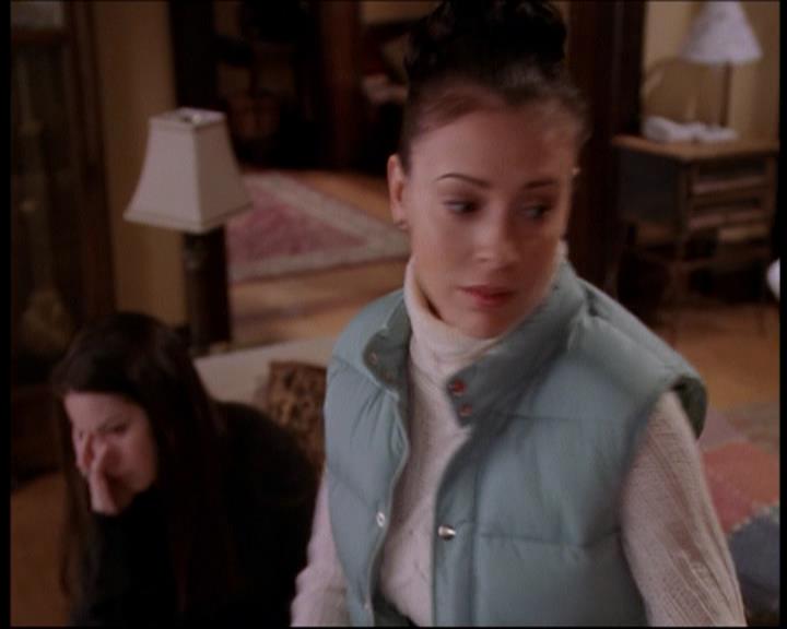 Charmed-Online-dot-716TheSevenYearWitch0659.jpg