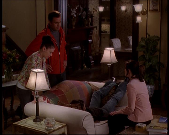 Charmed-Online-dot-716TheSevenYearWitch1812.jpg