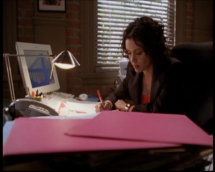 Charmed-Online-dot-717ScryHard0541.jpg