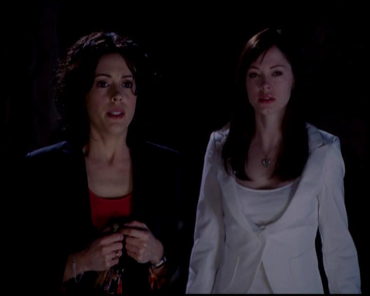 Charmed-Online-dot-717ScryHard0701.jpg