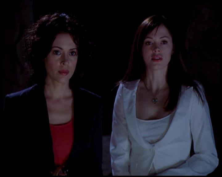 Charmed-Online-dot-717ScryHard0716.jpg