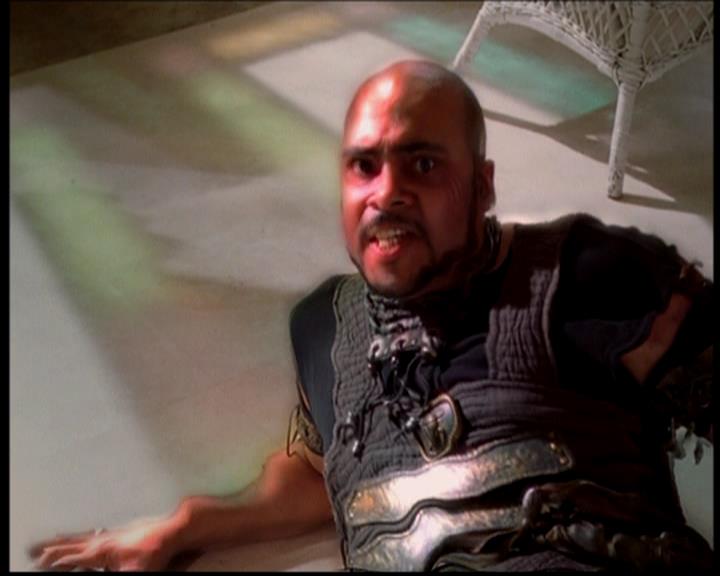 Charmed-Online-dot-717ScryHard0827.jpg