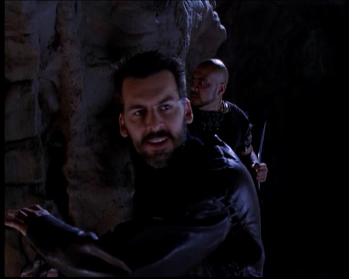 Charmed-Online-dot-717ScryHard0924.jpg