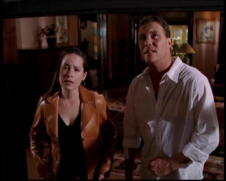 Charmed-Online-dot-717ScryHard0947.jpg