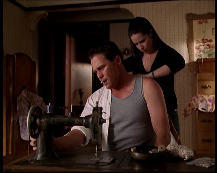Charmed-Online-dot-717ScryHard1342.jpg