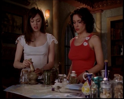 Charmed-Online-dot-717ScryHard1766.jpg