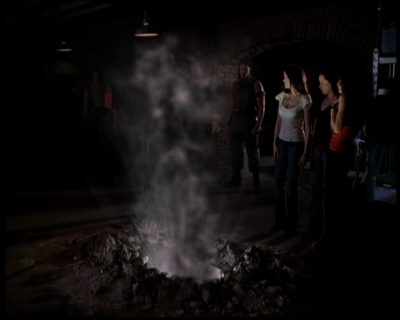 Charmed-Online-dot-717ScryHard2003.jpg