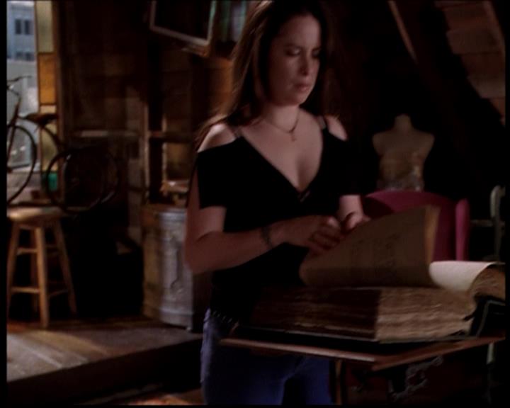 Charmed-Online-dot-718LittleBoxOfHorrors0309.jpg