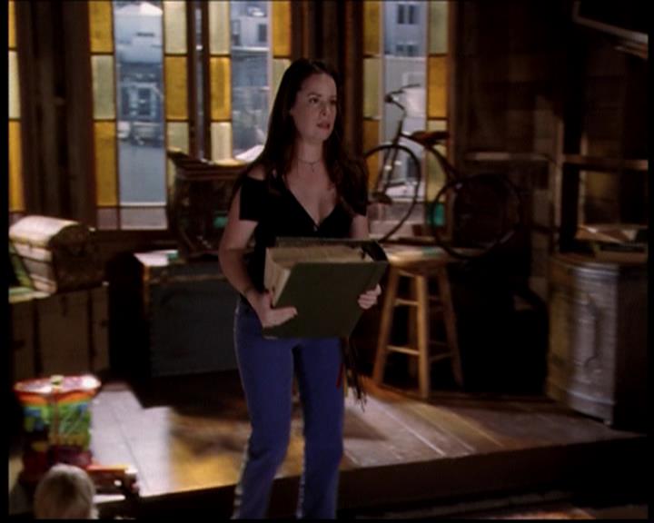 Charmed-Online-dot-718LittleBoxOfHorrors0336.jpg