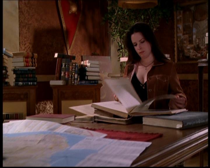 Charmed-Online-dot-718LittleBoxOfHorrors1333.jpg
