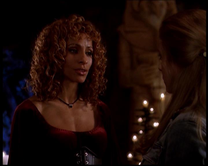 Charmed-Online-dot-718LittleBoxOfHorrors1447.jpg