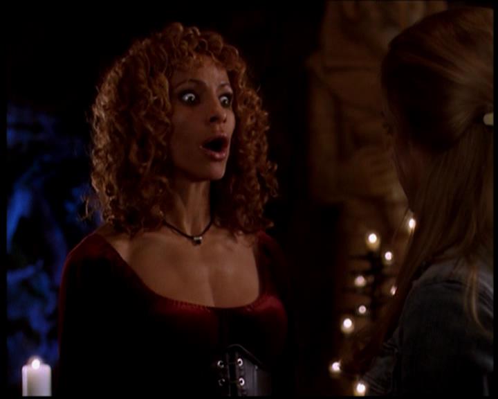 Charmed-Online-dot-718LittleBoxOfHorrors1467.jpg