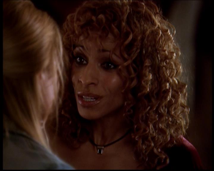 Charmed-Online-dot-718LittleBoxOfHorrors1493.jpg