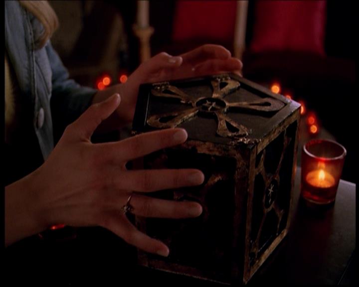 Charmed-Online-dot-718LittleBoxOfHorrors1695.jpg