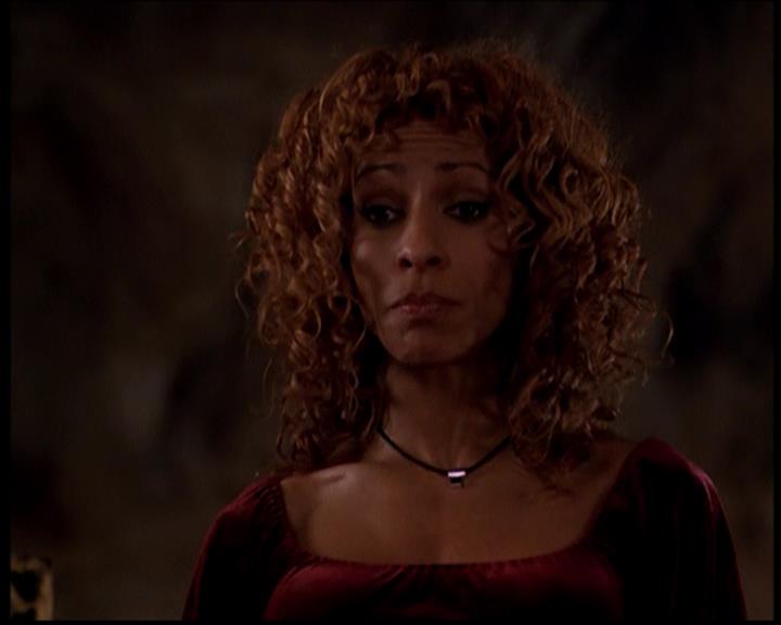 Charmed-Online-dot-718LittleBoxOfHorrors1739.jpg