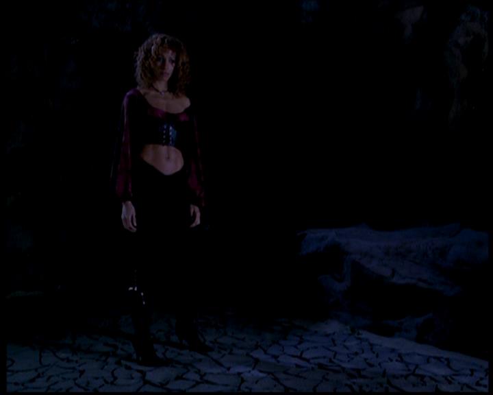 Charmed-Online-dot-718LittleBoxOfHorrors1993.jpg
