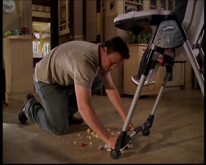 Charmed-Online-dot-719FreakyPhoebe0004.jpg