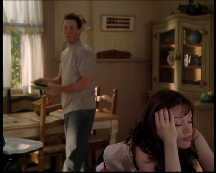Charmed-Online-dot-719FreakyPhoebe0029.jpg
