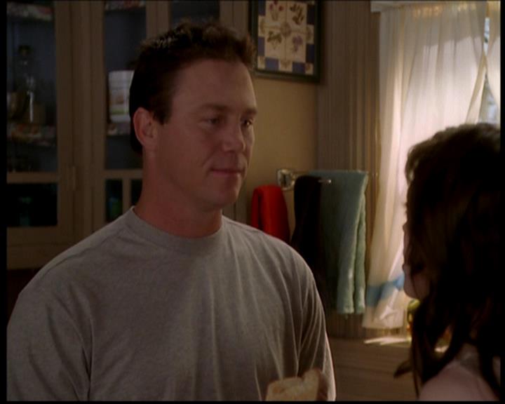 Charmed-Online-dot-719FreakyPhoebe0048.jpg