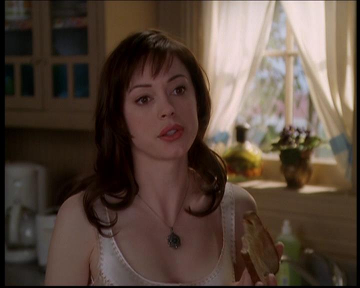 Charmed-Online-dot-719FreakyPhoebe0074.jpg