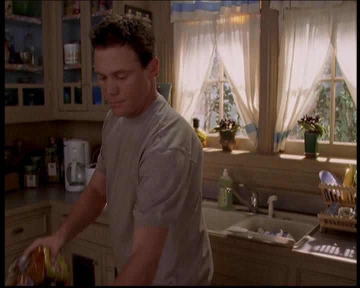 Charmed-Online-dot-719FreakyPhoebe0095.jpg