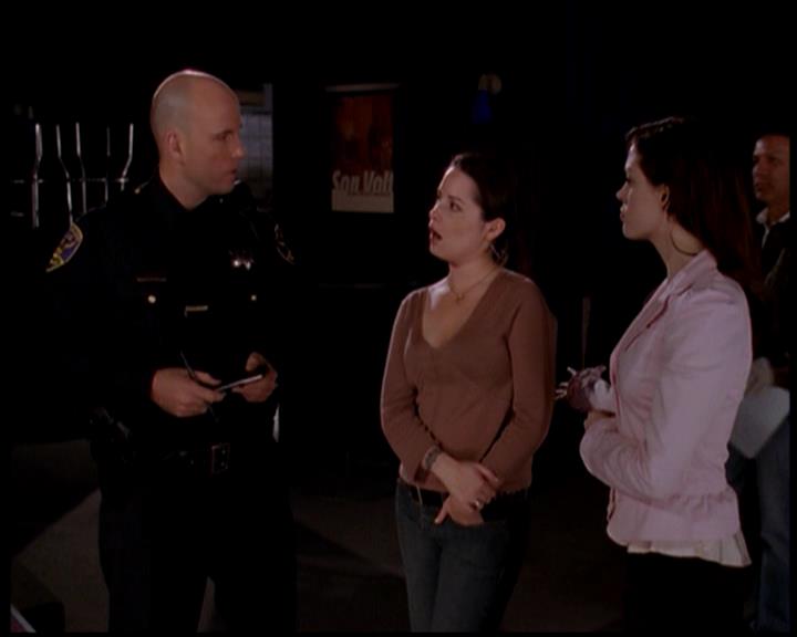 Charmed-Online-dot-719FreakyPhoebe0318.jpg