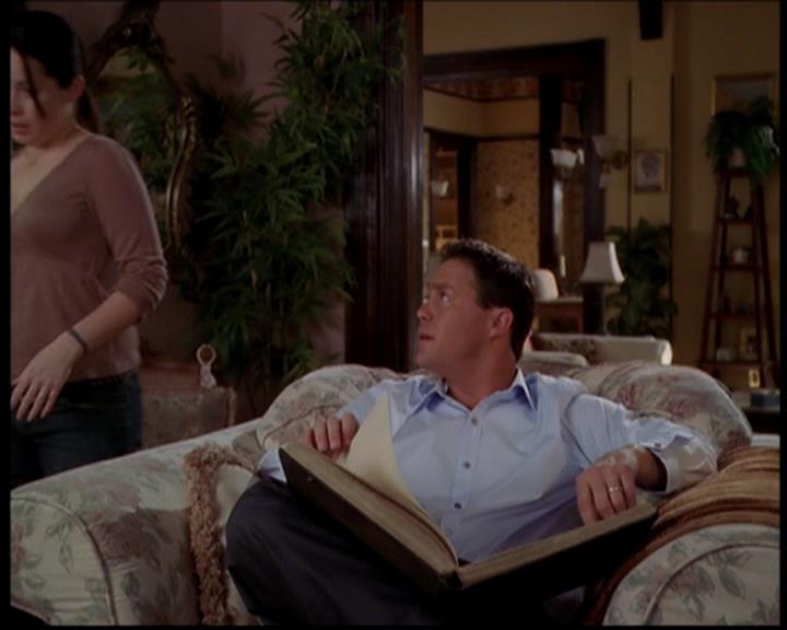Charmed-Online-dot-719FreakyPhoebe0938.jpg