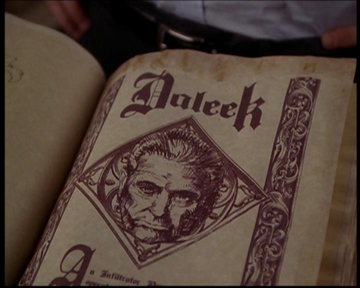 Charmed-Online-dot-719FreakyPhoebe1080.jpg
